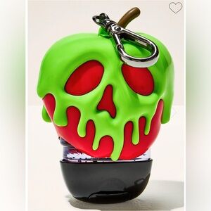 NEW*** Evil Queen Poison Apple Glow-In-The-Dark
PocketBac Holder